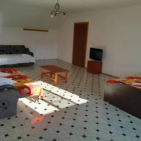 Engjell * Pogradec