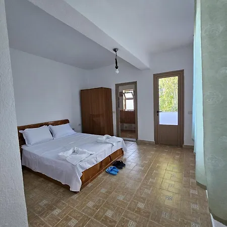 Engjell Hotel *